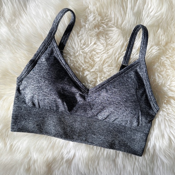 Lululemon Ebb to Street Bra *Light Support, C/D Cup - Picture 7 of 12